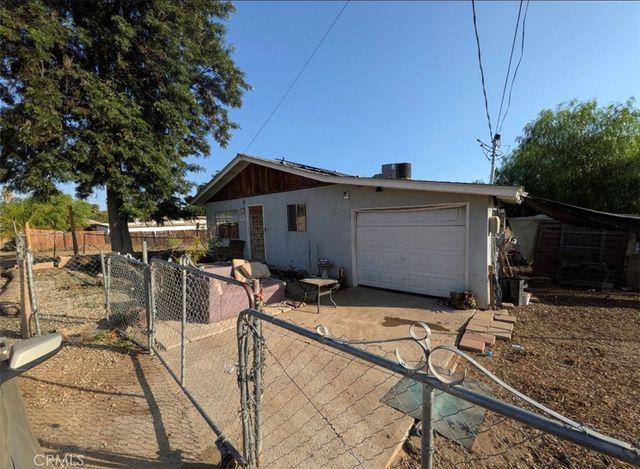 23701 Norma, Canyon Lake