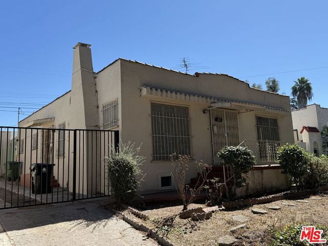 316 N Bronson Avenue, Los Angeles