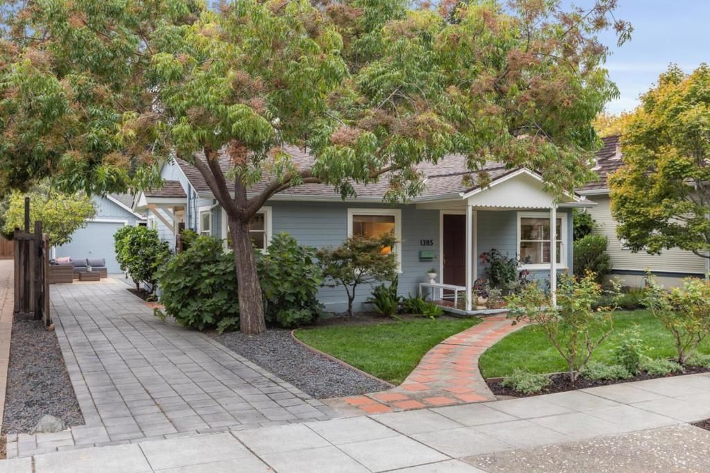 1385 Snow Street, Mountain View