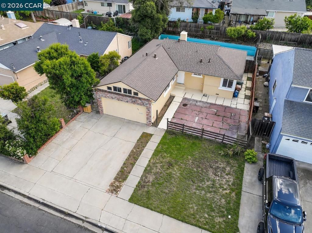 52 E Madill St, Antioch