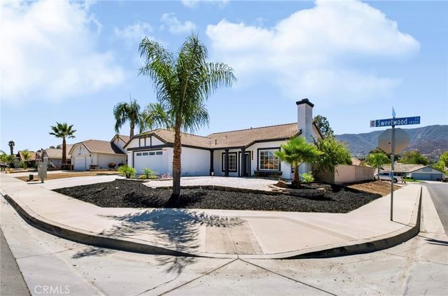 19415 Sweetwood Lane, Lake Elsinore
