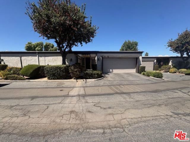 28382 Paseo Grande Drive, Sun City