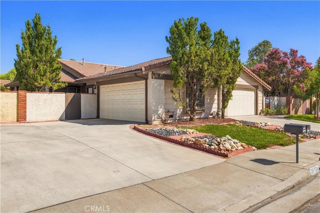 26120 Galvez Court, Valencia