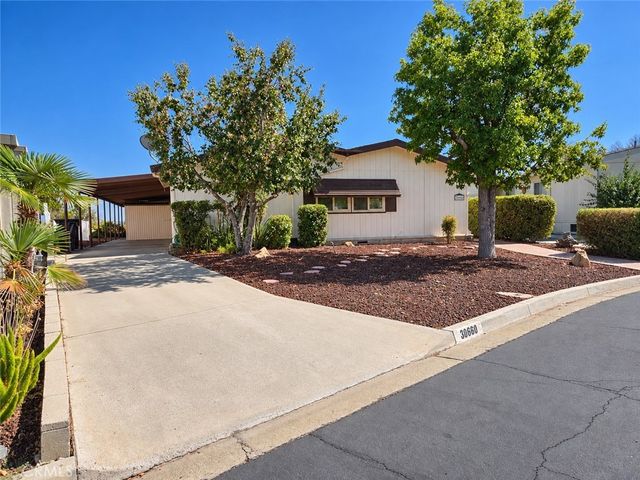 38660 Via Amarilla, Murrieta