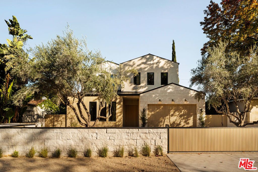 4724 Halbrent Avenue, Sherman Oaks