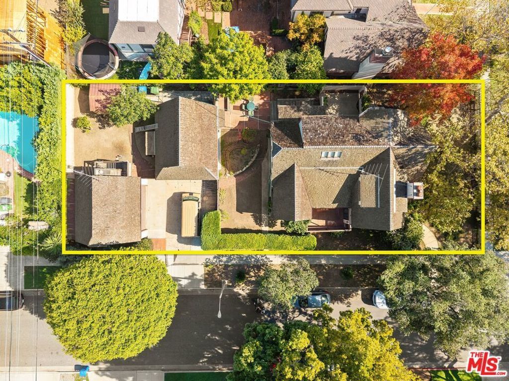 1902 Georgina Avenue, Santa Monica