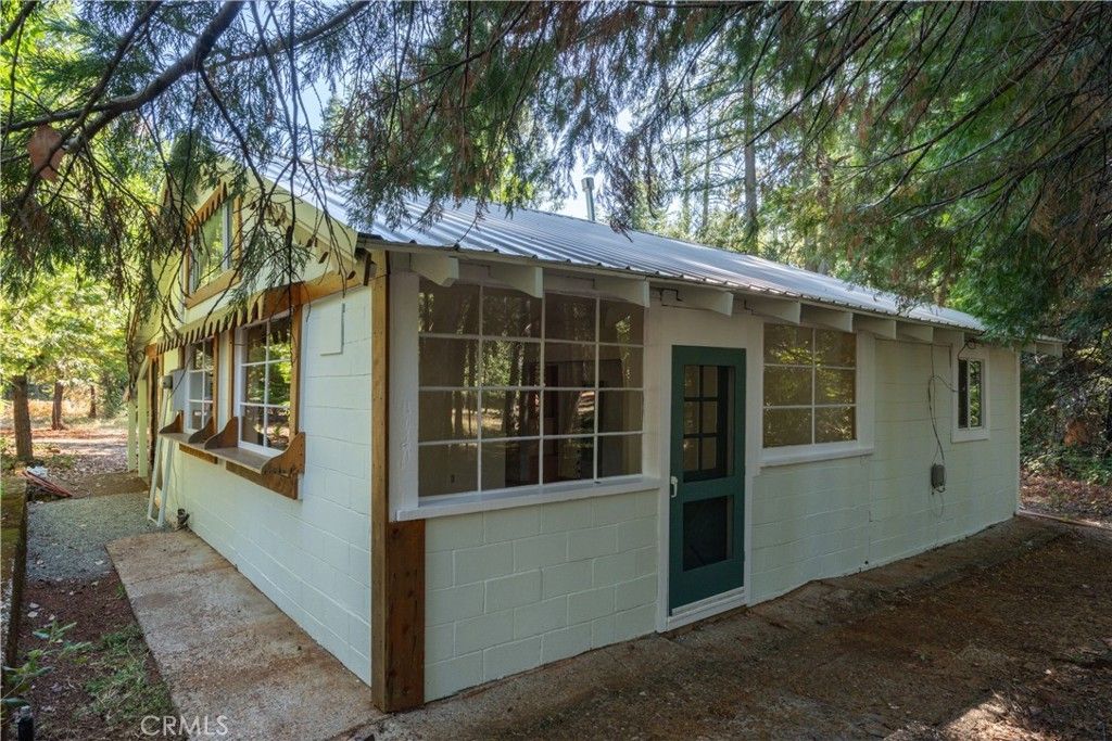 19133 New York Flat Road, Forbestown
