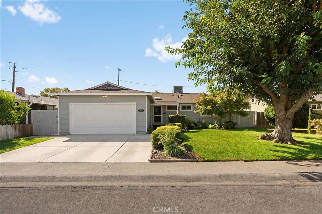 942 Elm Street, Willows