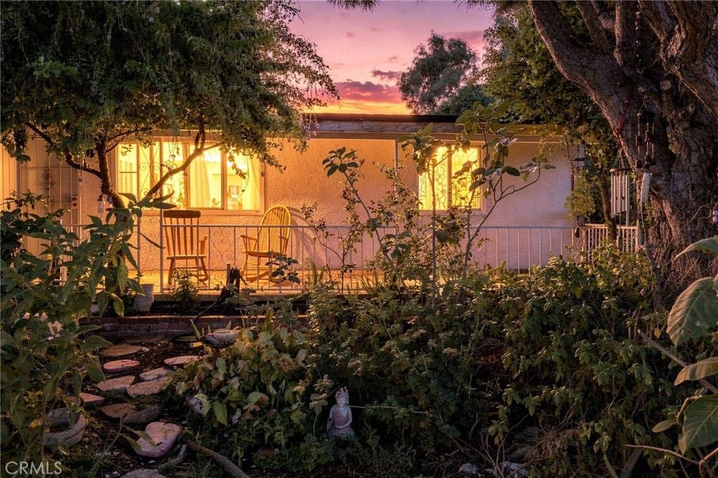 8644 Cantaloupe, Panorama City