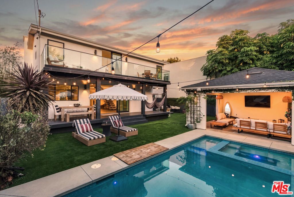 3207 Thatcher Avenue, Marina Del Rey