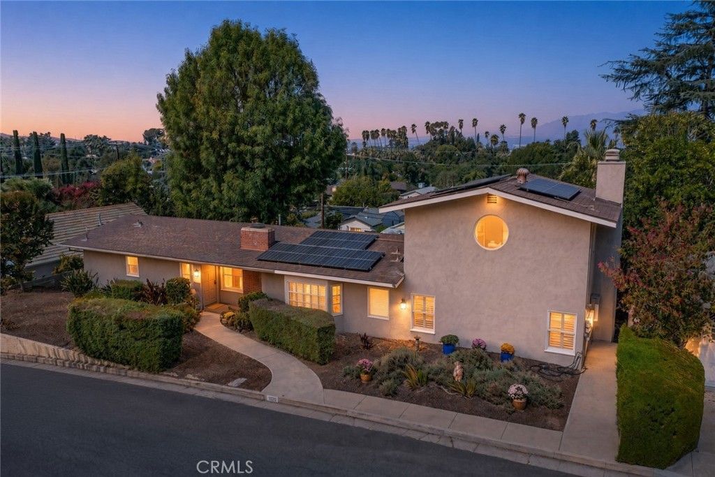 1020 La Cresta, Redlands