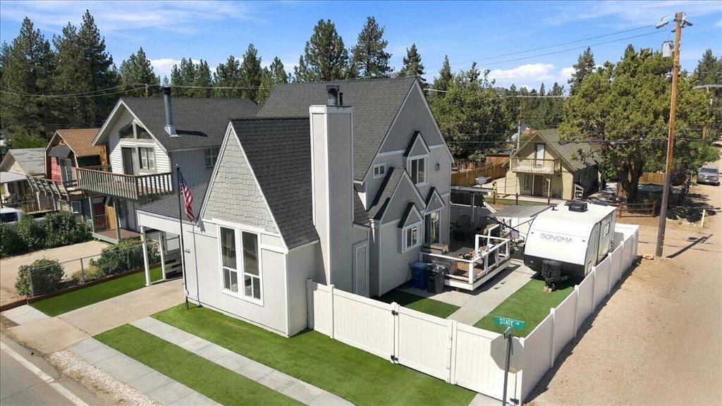 2125 State Lane, Big Bear