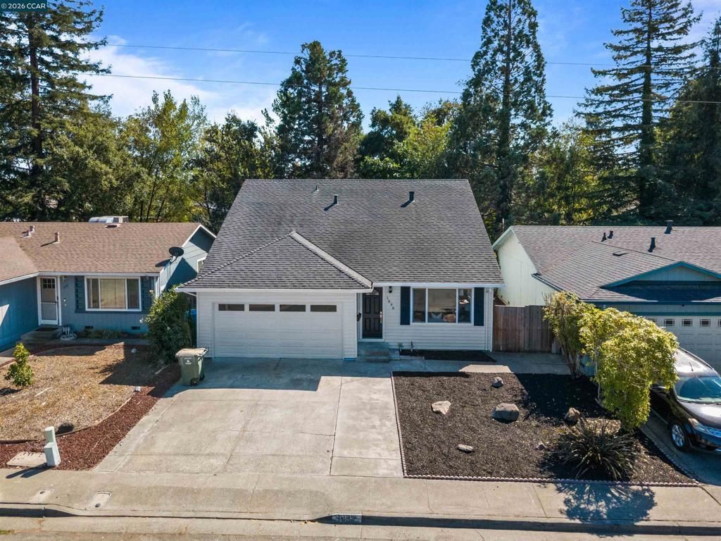 1898 Greeneich Ave, Santa Rosa