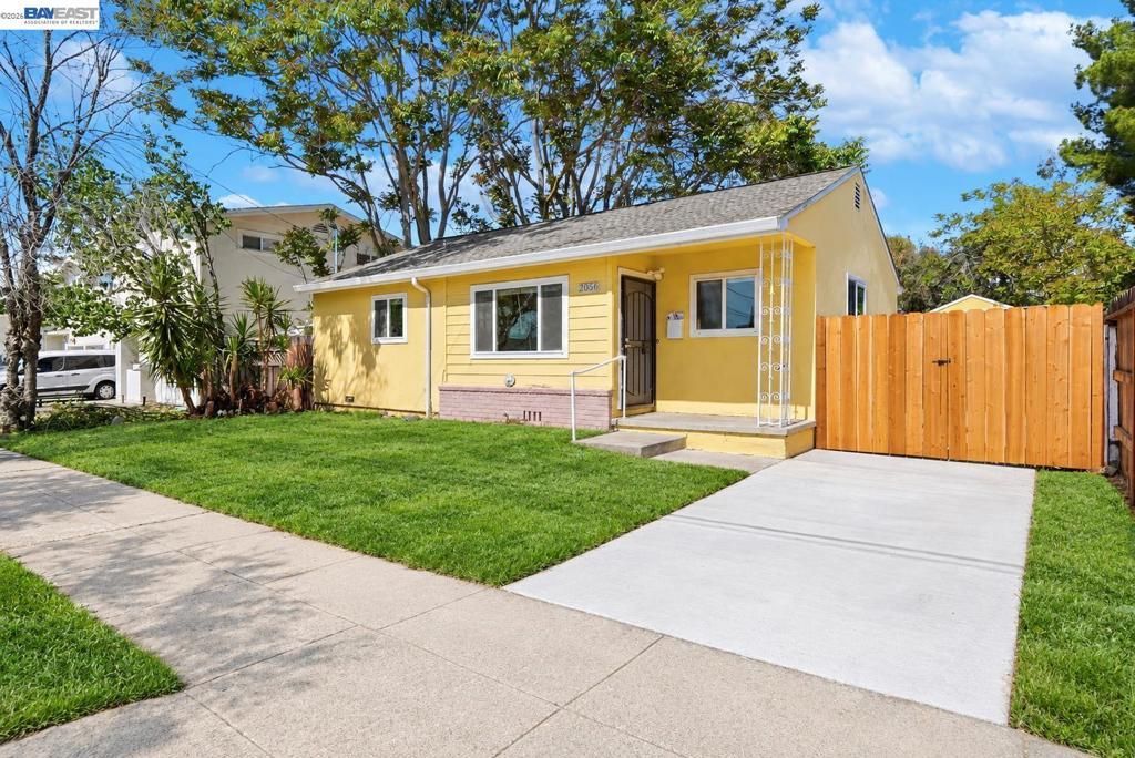 2056 Elm St, Livermore