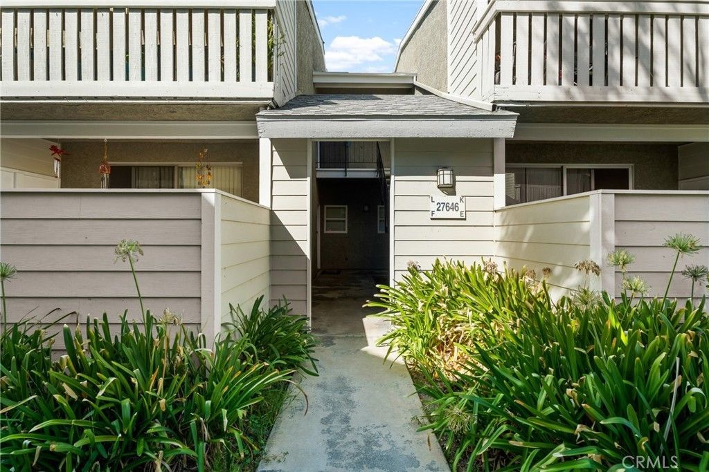 27646 Susan Beth # L, Saugus