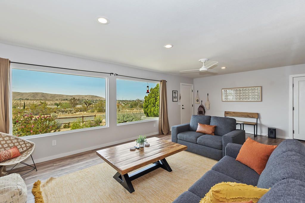 61587 Desert Air Road, Joshua Tree