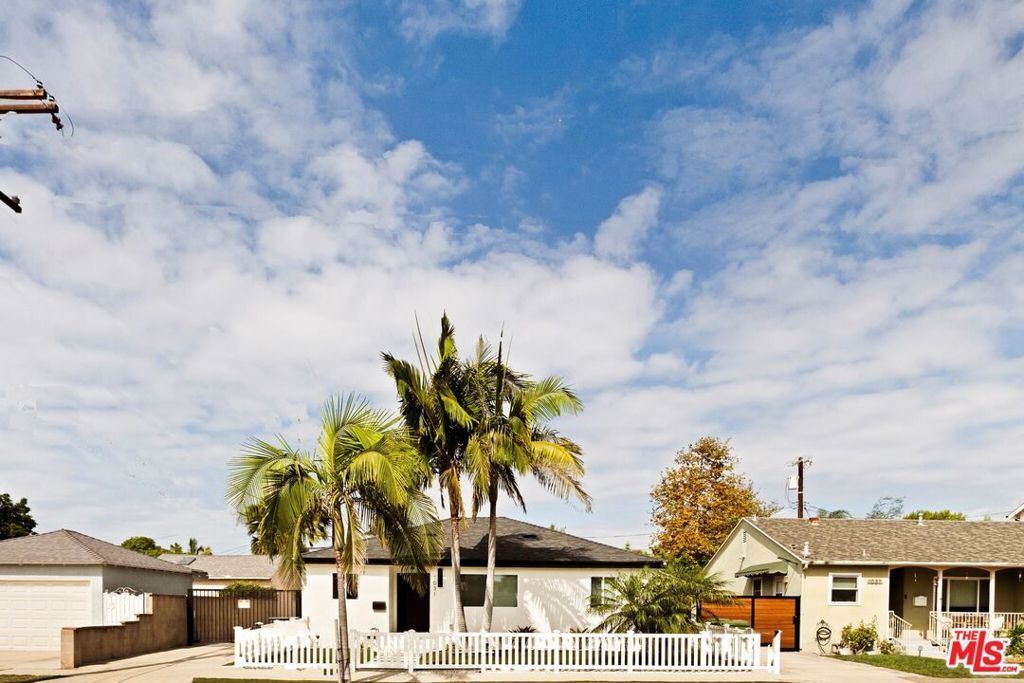 1031 Lake Street, Venice