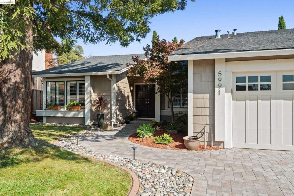 5991 Skyfarm Dr, Castro Valley