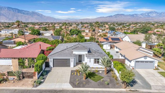15483 Avenida Atezada, Desert Hot Springs