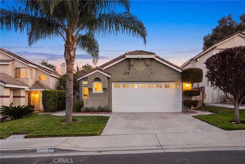 15575 Riviera, Fontana