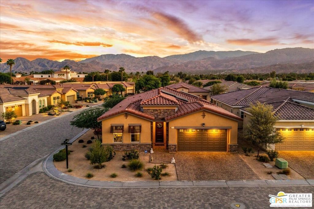 3479 Via Leonardo, Palm Desert
