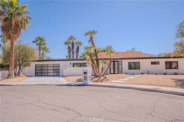3495 E Loma Vista Circle, Palm Springs
