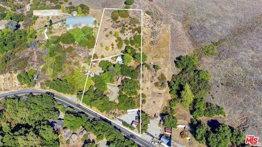 1980 N Topanga Canyon Boulevard, Topanga