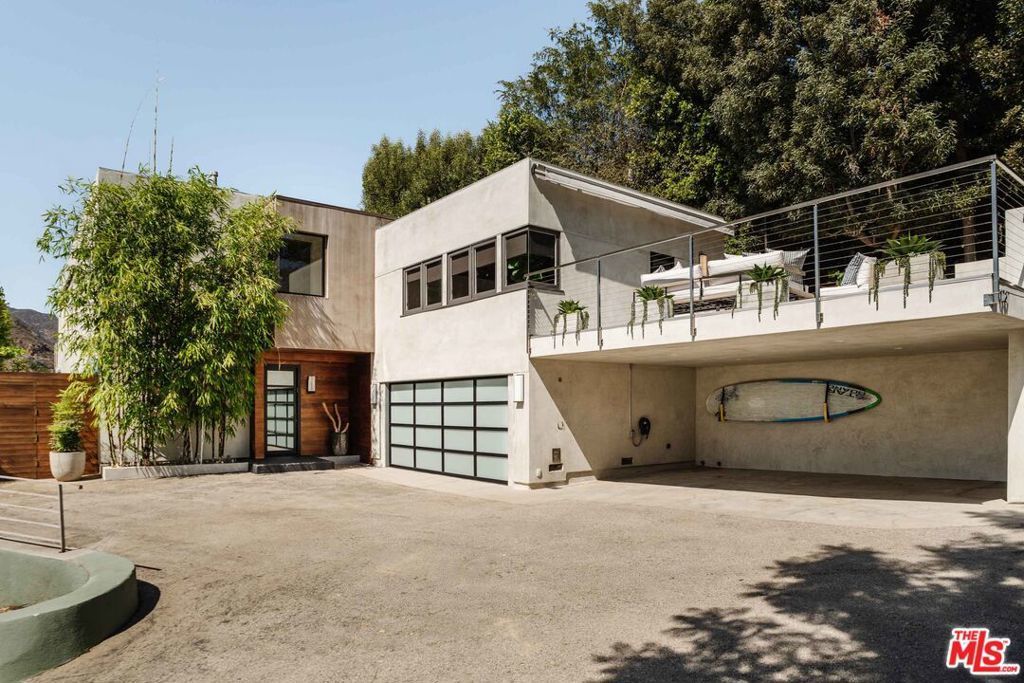 1287 Rimmer Avenue, Pacific Palisades