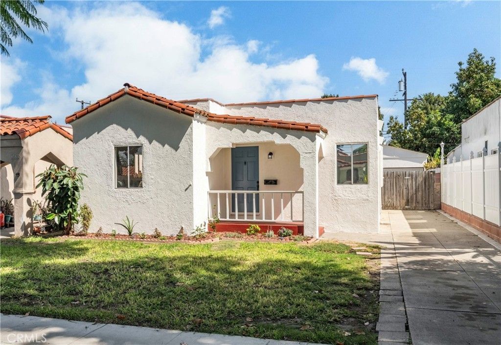 2672 Adriatic Avenue, Long Beach