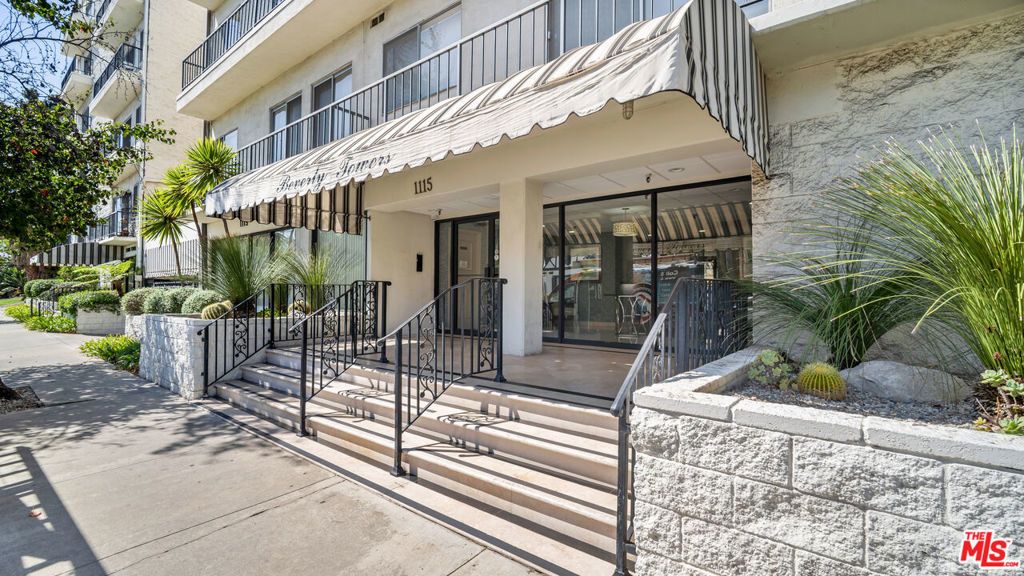 1115 S Elm Drive # 415, Los Angeles