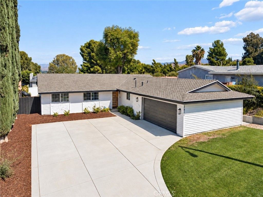 26410 Gimlet, Newhall