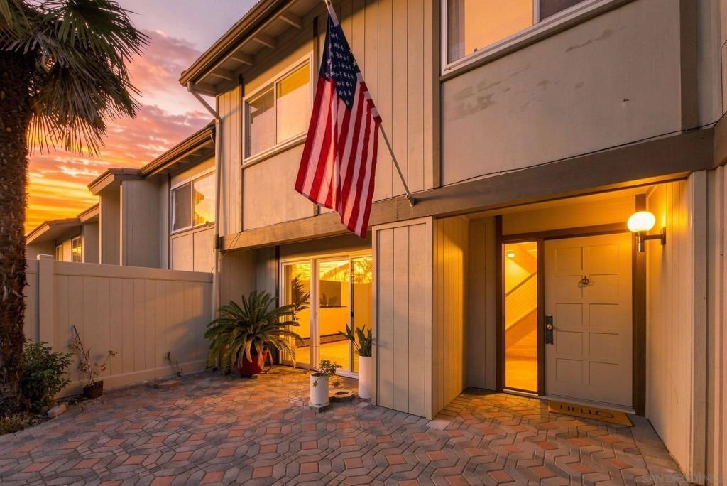11452 Matinal Circle, San Diego