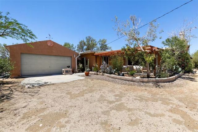 60480 Painted Hills, Whitewater