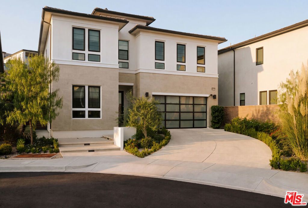 20511 W Hummingbird Court, Porter Ranch
