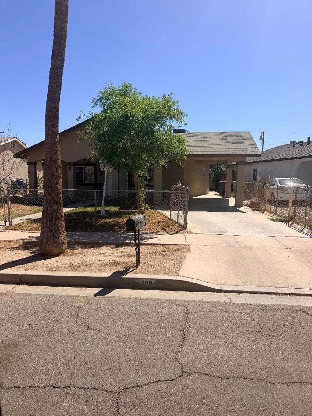 309 Magnolia, El Centro