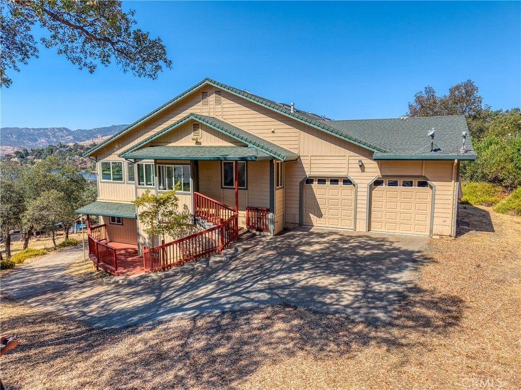 18798 Oak Grove Road, Hidden Valley Lake