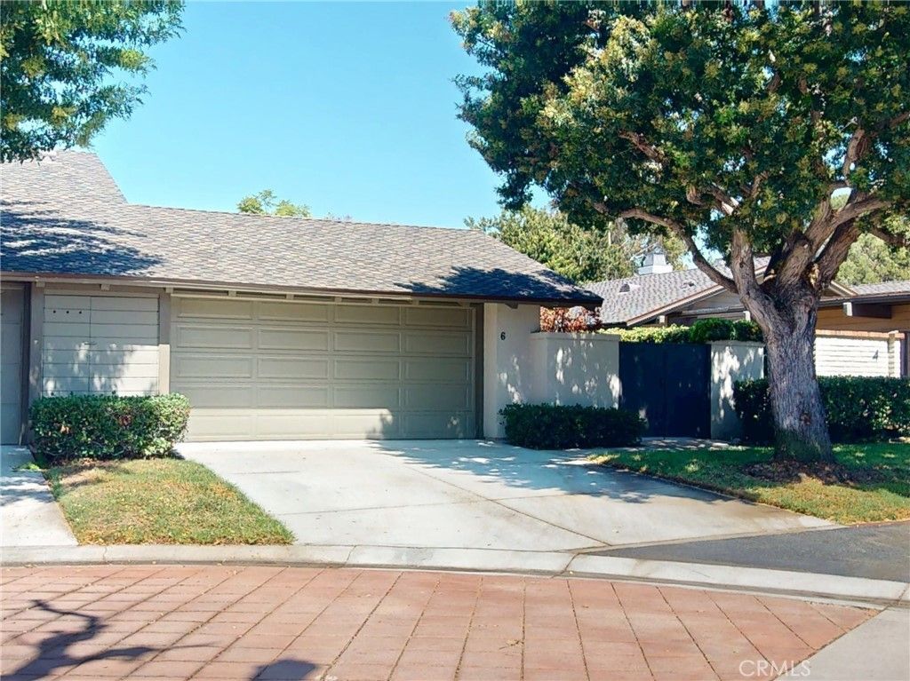 6 Palos, Irvine