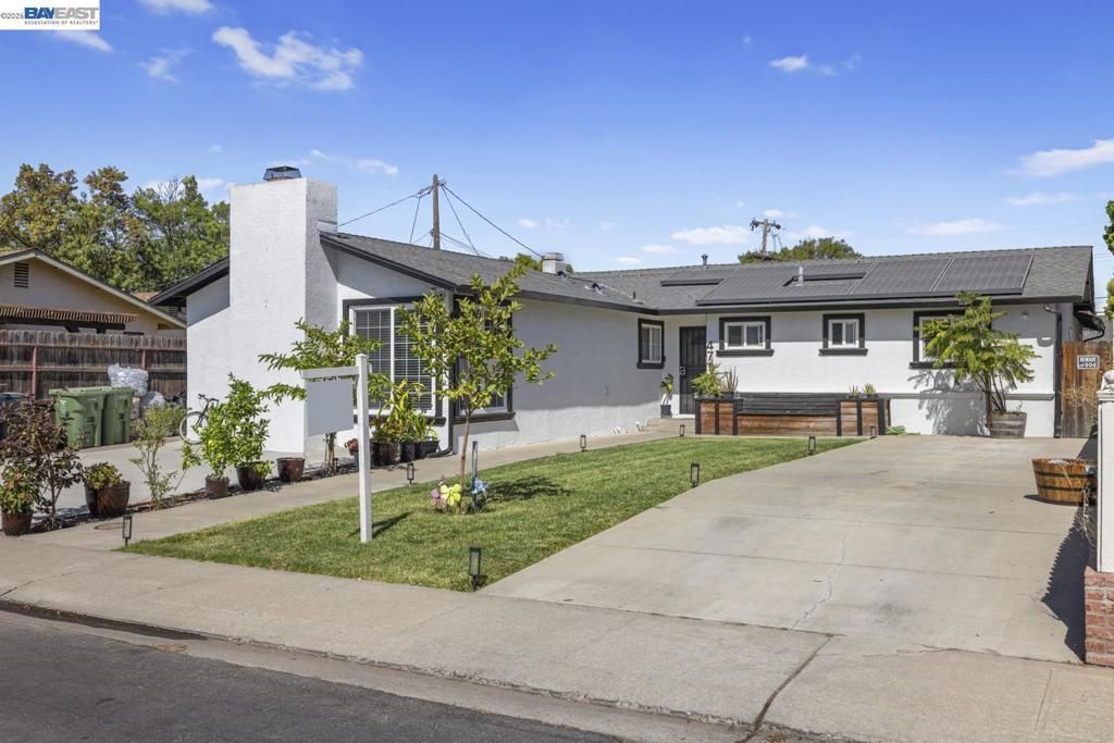 471 Helen Ave., Tracy