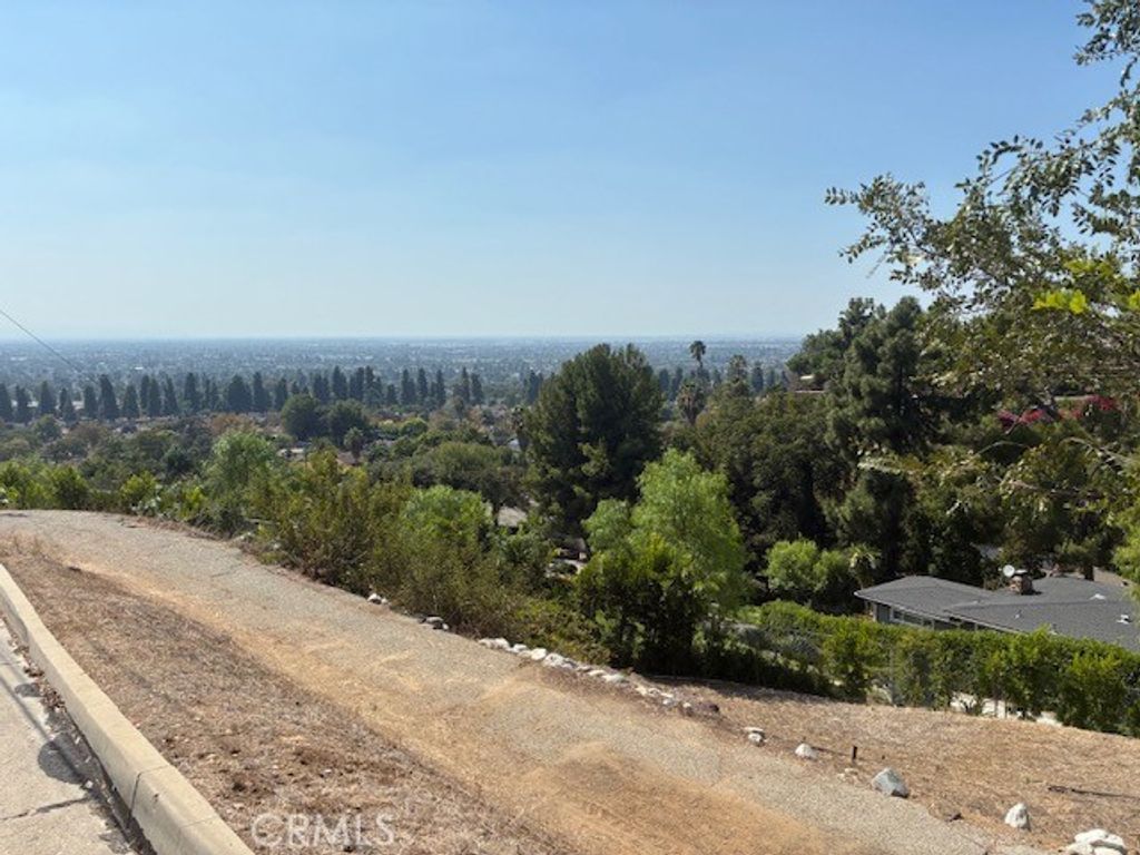 12254 Honolulu Terrace, Whittier
