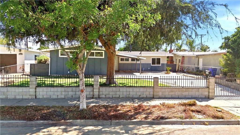 1210 Tejon, Colton