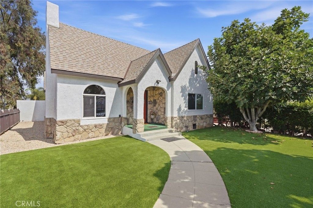 655 W 112th St, Los Angeles