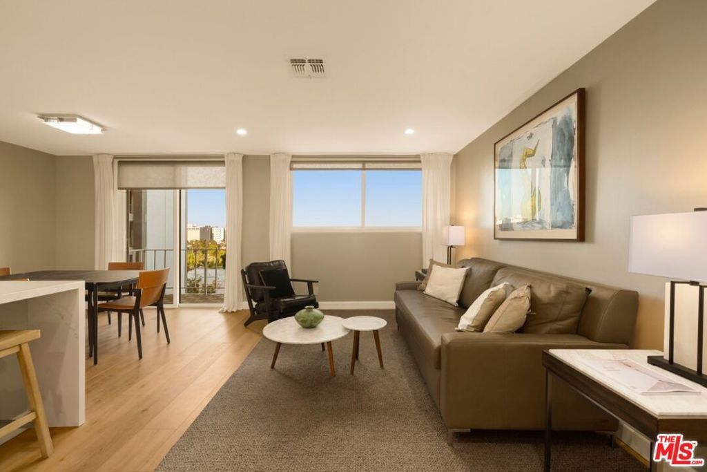 100 S Doheny Drive # 607, Los Angeles