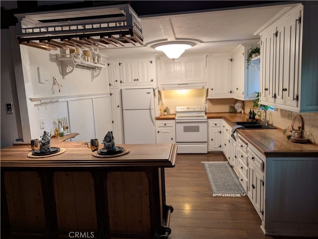 767 Big Oak, Crestline