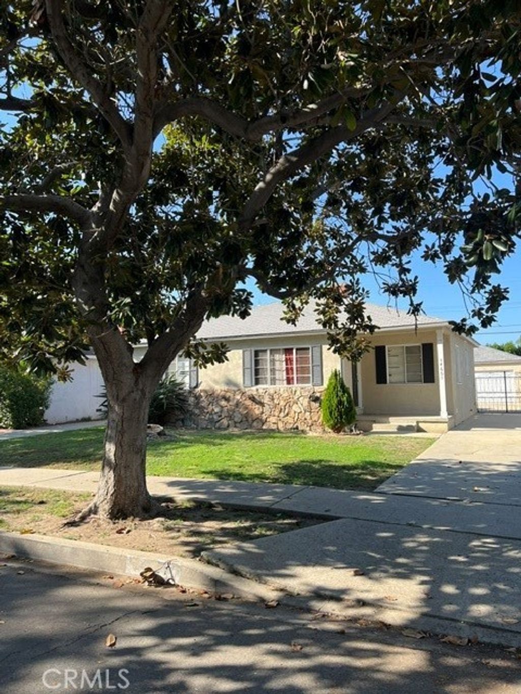 14601 Huston Street, Sherman Oaks