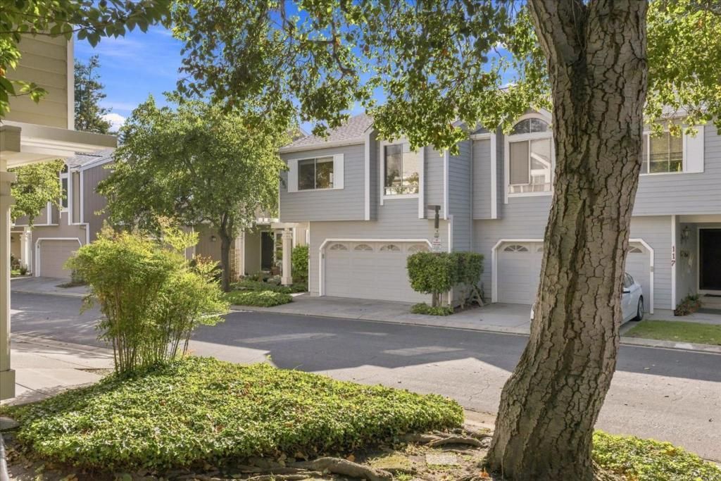 119 Stoney Creek Road, Santa Cruz