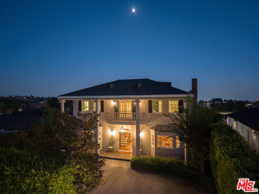 4830 Los Feliz Boulevard, Los Angeles