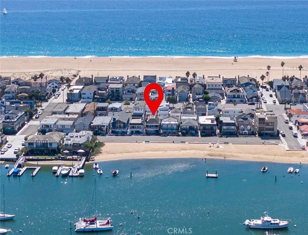 915 W Bay Avenue, Newport Beach
