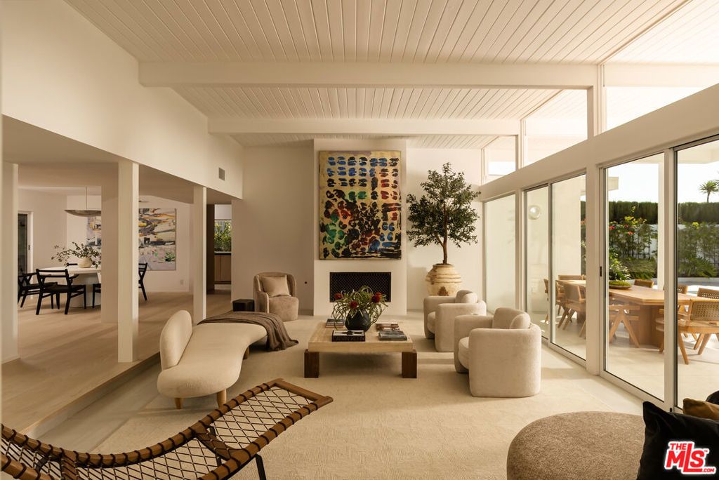 5270 Los Diegos Way, Los Angeles