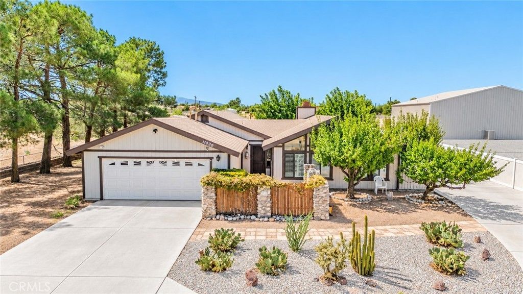 11030 Hickory Avenue, Hesperia