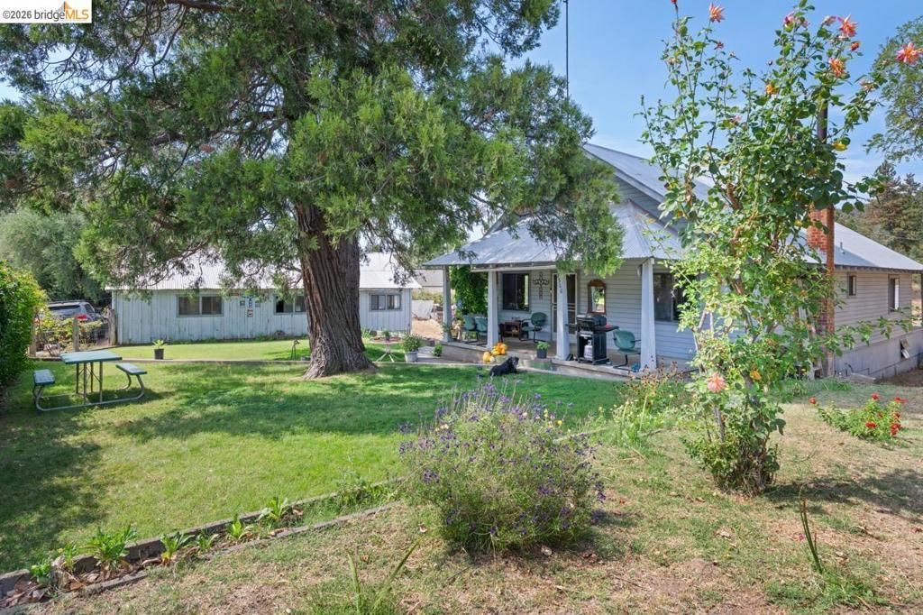 17560 State Highway 120, 